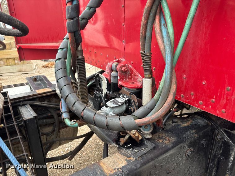 image for item FG2721 2002 Peterbilt 357 semi truck