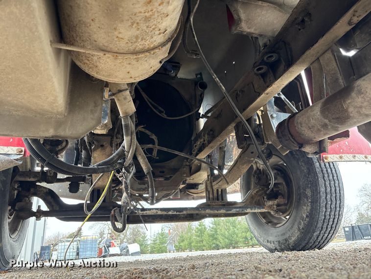 image for item FG2721 2002 Peterbilt 357 semi truck