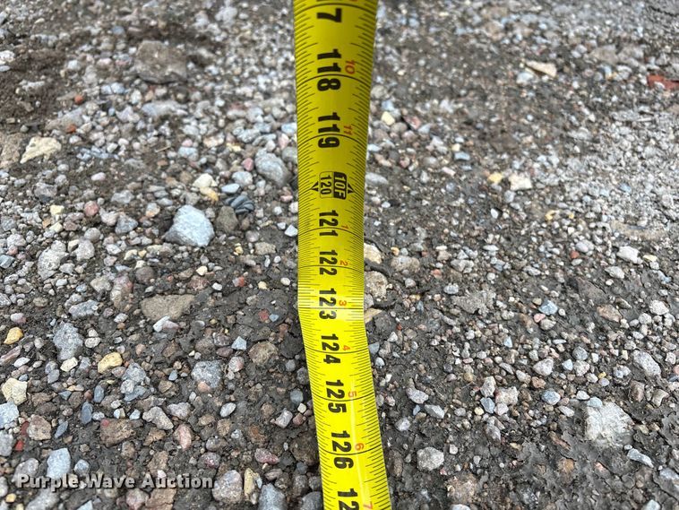 image for item FG2721 2002 Peterbilt 357 semi truck