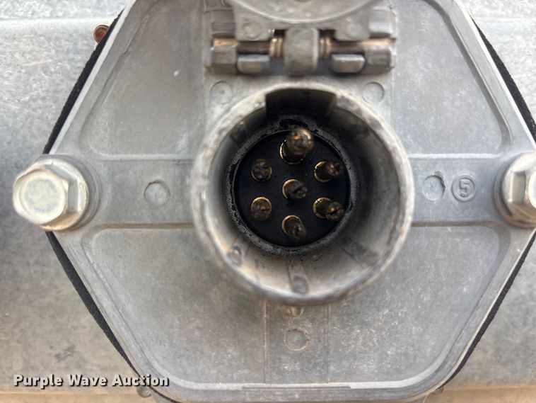 image for item FI0147 1998 Pine dry van trailer