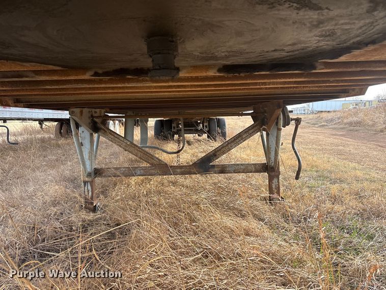 image for item FI0147 1998 Pine dry van trailer