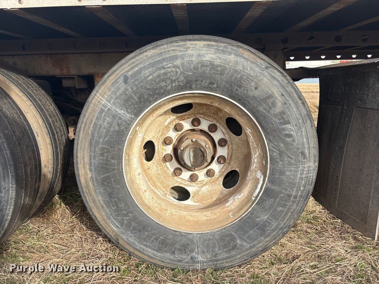 image for item FI0148 1997 Great Dane dry van trailer