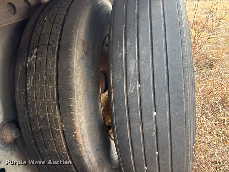 image for item FI0149 2007 Wabash dry van trailer