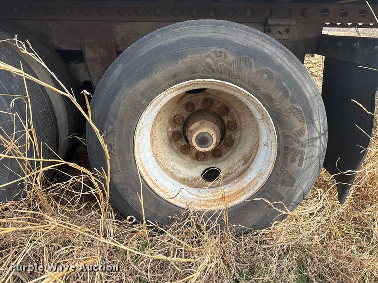 image for item FI0150 1996 Wabash dry van trailer