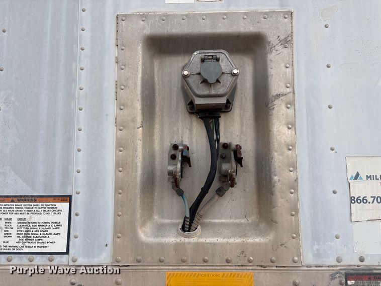 image for item FI0151 1999 Great Dane dry van trailer