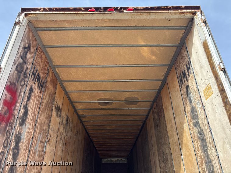 image for item FI0152 2003 Wabash dry van trailer