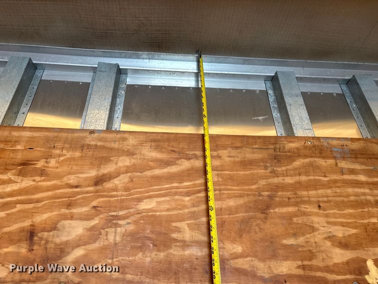 image for item FI0152 2003 Wabash dry van trailer