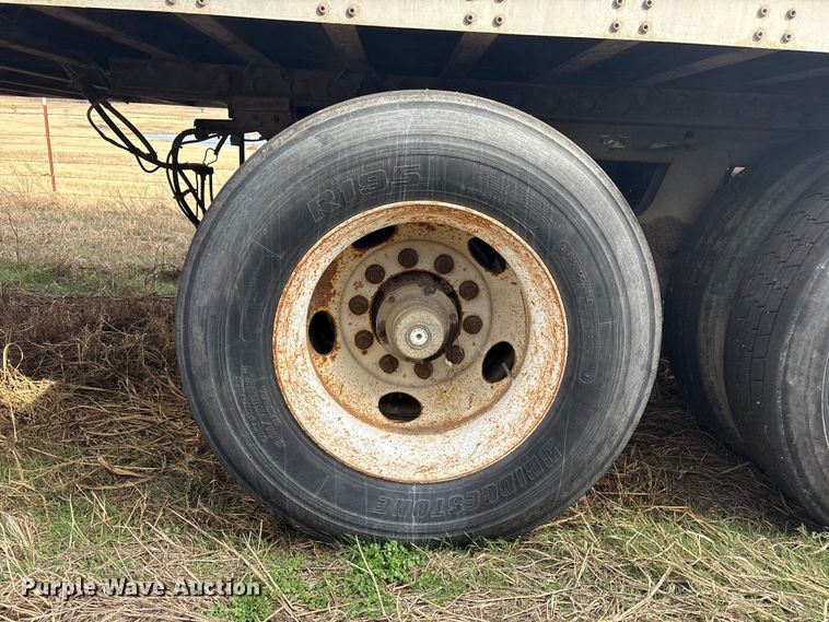 image for item FI0152 2003 Wabash dry van trailer