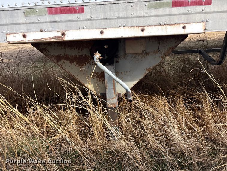 image for item FI0153 1999 Trailmobile Dry Van Trailer