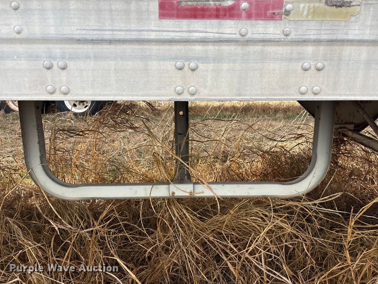 image for item FI0153 1999 Trailmobile Dry Van Trailer