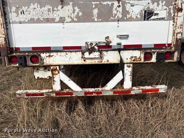 image for item FI0153 1999 Trailmobile Dry Van Trailer