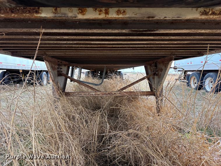 image for item FI0153 1999 Trailmobile Dry Van Trailer