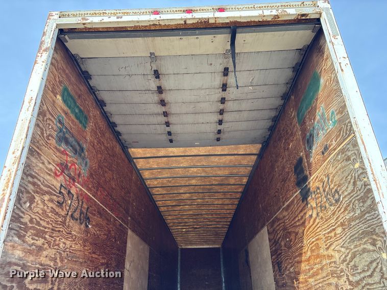 image for item FI0153 1999 Trailmobile Dry Van Trailer