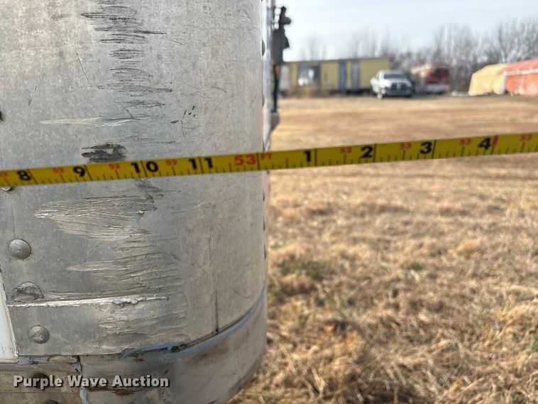 image for item FI0154 2006 Wabash dry van trailer