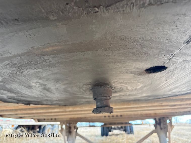 image for item FI0154 2006 Wabash dry van trailer