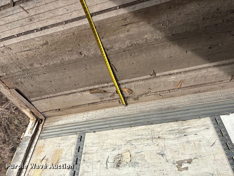 image for item FI0154 2006 Wabash dry van trailer