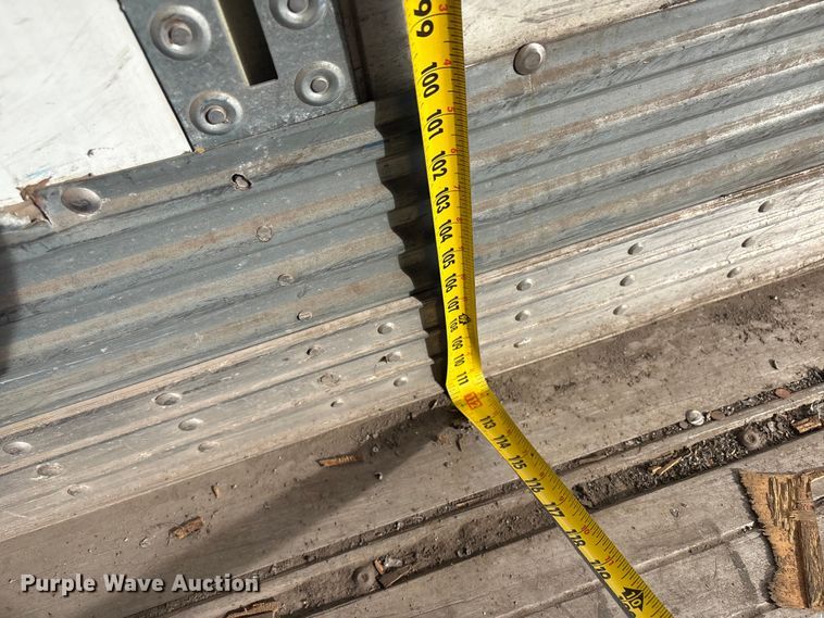 image for item FI0154 2006 Wabash dry van trailer