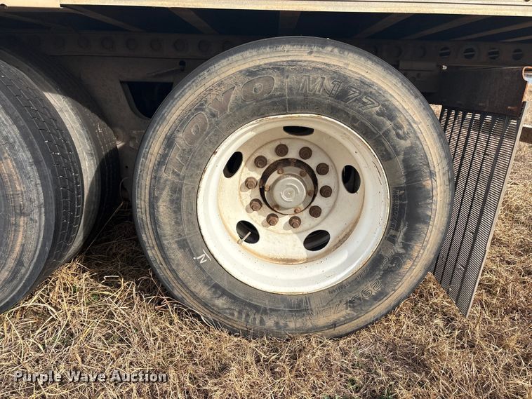 image for item FI0154 2006 Wabash dry van trailer