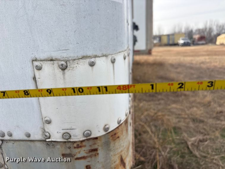 image for item FI0155 1998 Fruehauf dry van trailer