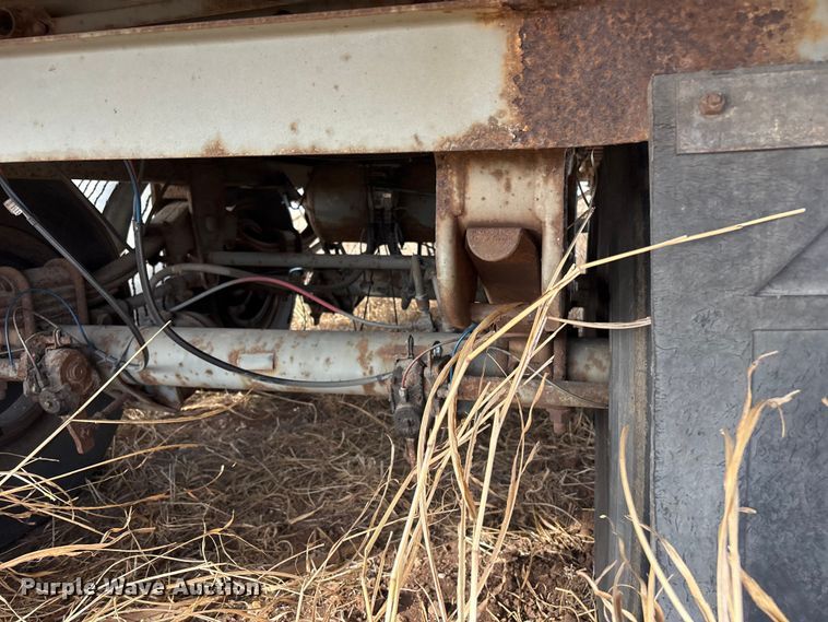 image for item FI0155 1998 Fruehauf dry van trailer