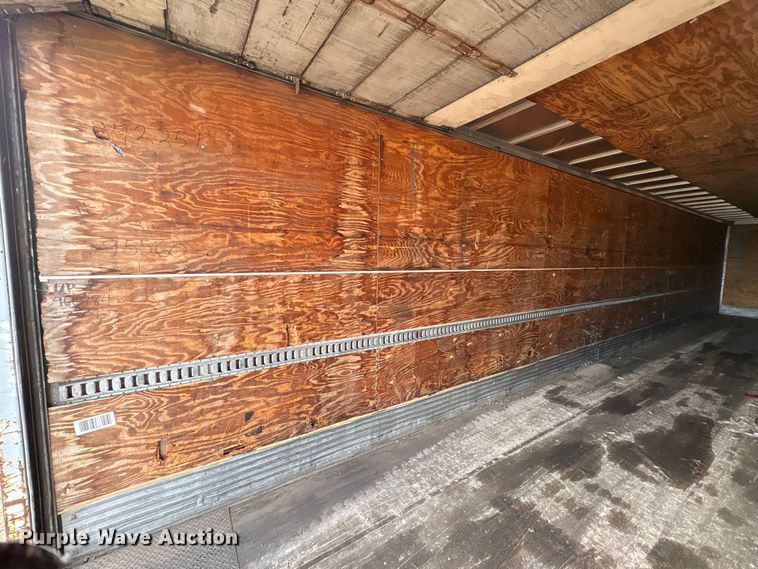 image for item FI0155 1998 Fruehauf dry van trailer