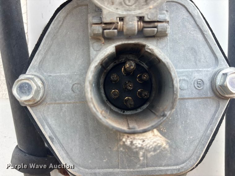 image for item FI0157 1999 Monon MP3-32-ST-48W dry van trailer