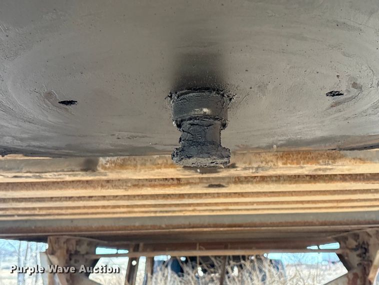 image for item FI0157 1999 Monon MP3-32-ST-48W dry van trailer