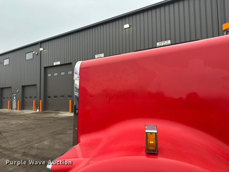 image for item FK1716 2003 Kenworth W900 semi truck