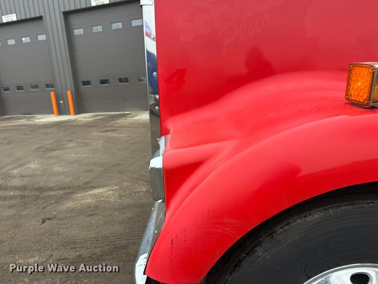 image for item FK1716 2003 Kenworth W900 semi truck