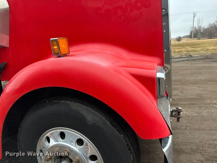 image for item FK1716 2003 Kenworth W900 semi truck