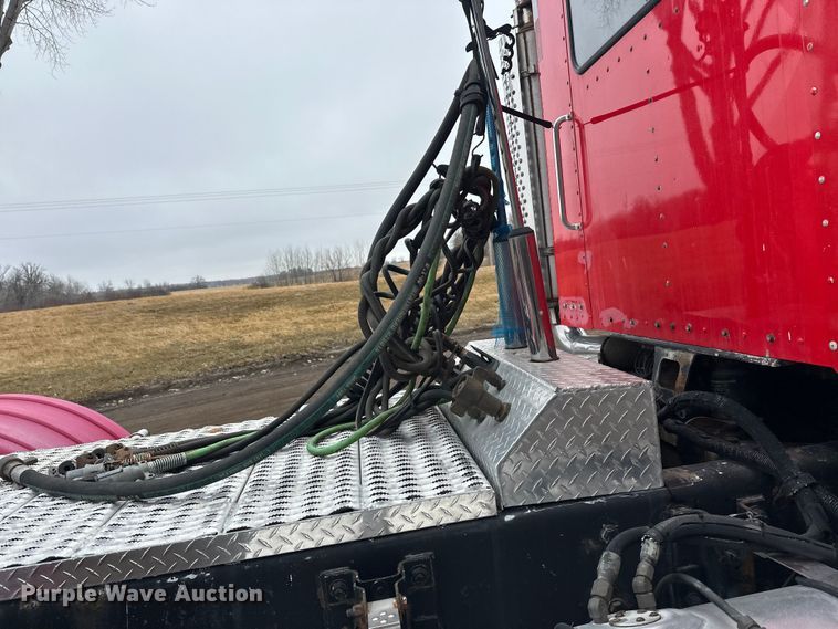 image for item FK1716 2003 Kenworth W900 semi truck