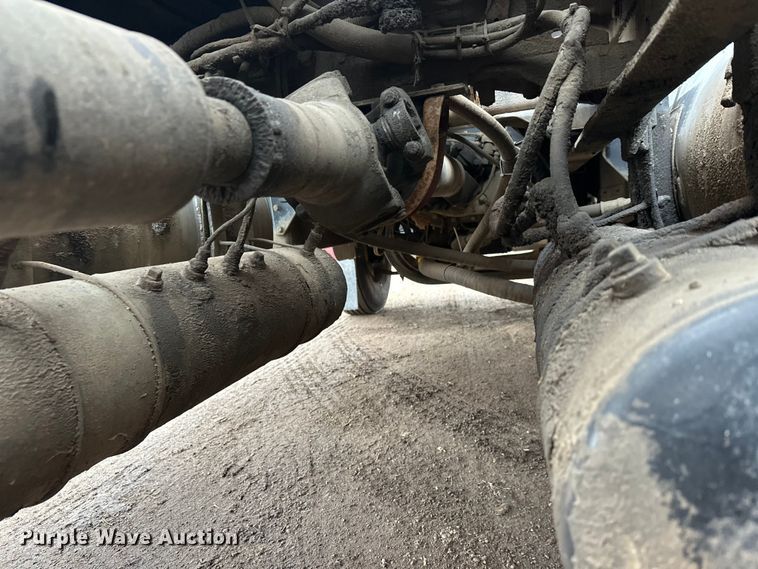 image for item FK1716 2003 Kenworth W900 semi truck