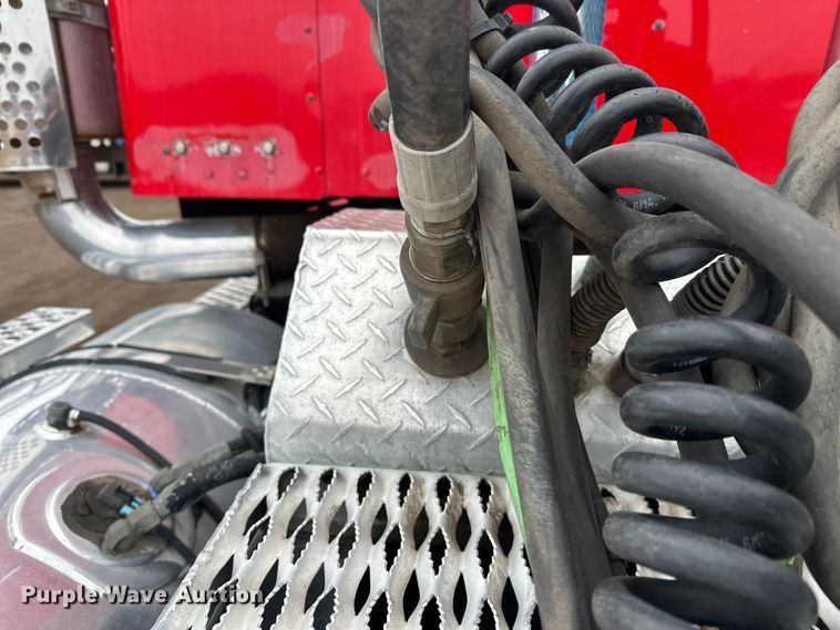 image for item FK1716 2003 Kenworth W900 semi truck