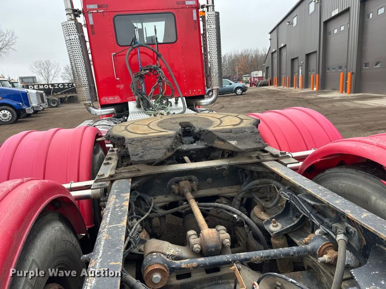 image for item FK1716 2003 Kenworth W900 semi truck