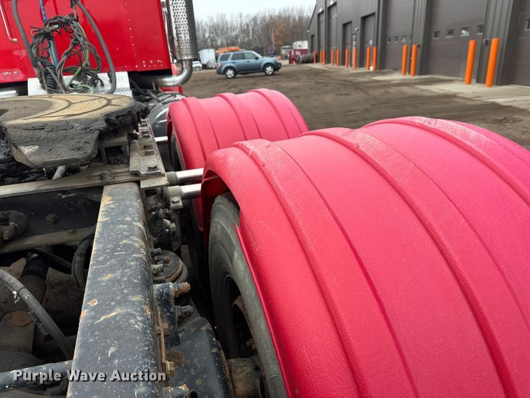 image for item FK1716 2003 Kenworth W900 semi truck