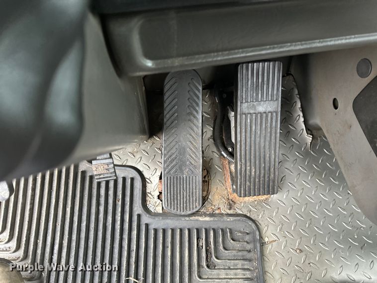 image for item FK1716 2003 Kenworth W900 semi truck