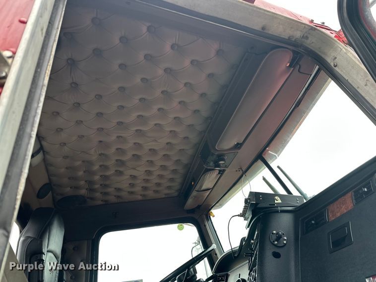 image for item FK1716 2003 Kenworth W900 semi truck