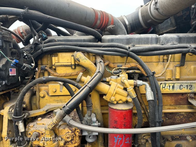 image for item FK1716 2003 Kenworth W900 semi truck