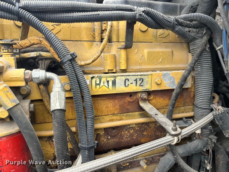 image for item FK1716 2003 Kenworth W900 semi truck