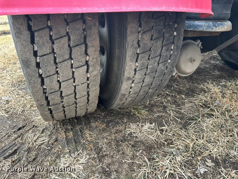 image for item FK1716 2003 Kenworth W900 semi truck