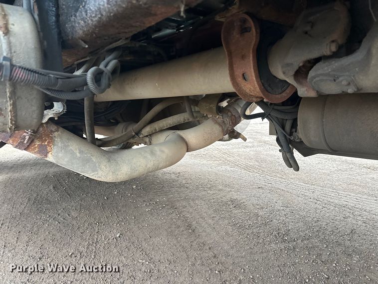 image for item FK1717 2005 Peterbilt 379 semi truck