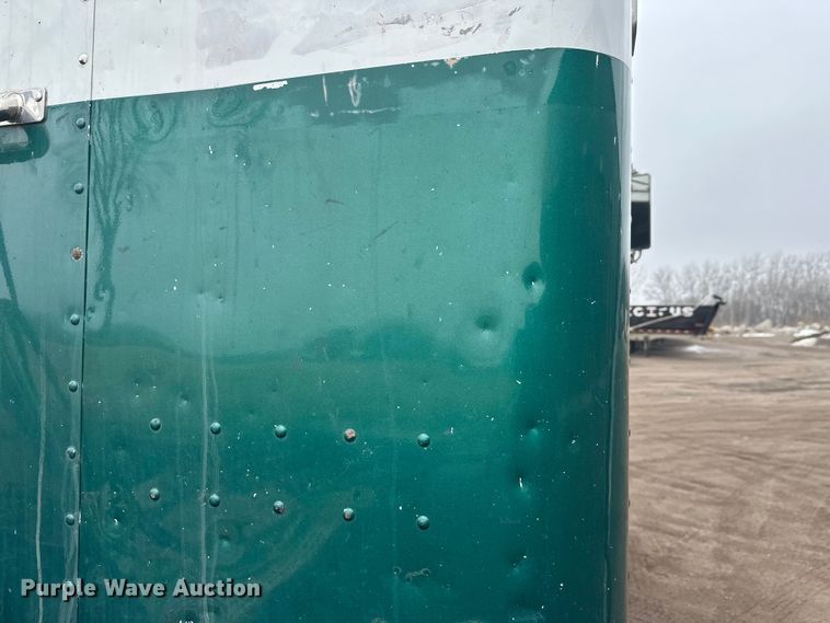 image for item FK1717 2005 Peterbilt 379 semi truck