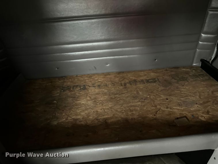 image for item FK1717 2005 Peterbilt 379 semi truck