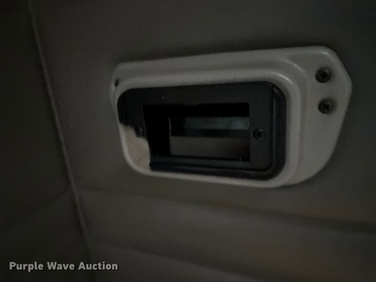 image for item FK1717 2005 Peterbilt 379 semi truck