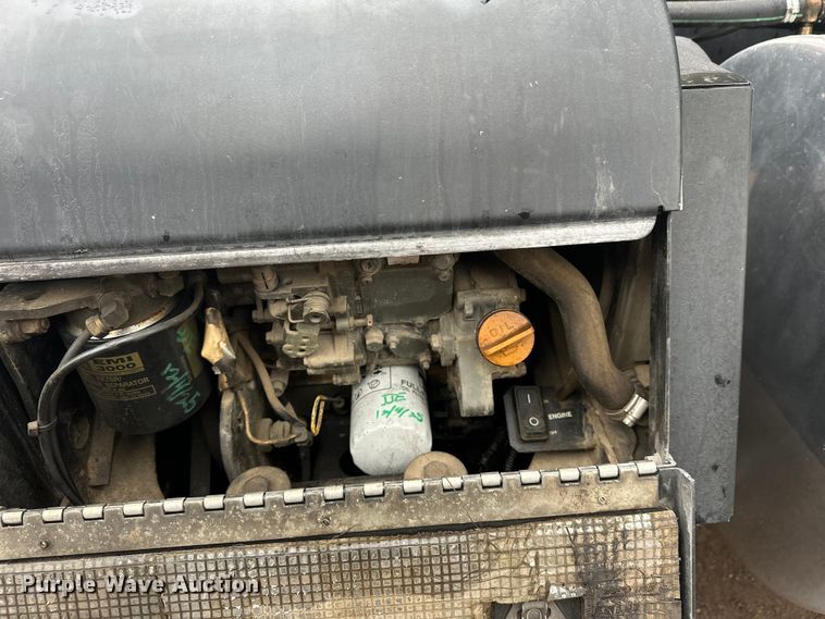 image for item FK1718 2017 Kenworth T8 Series semi truck