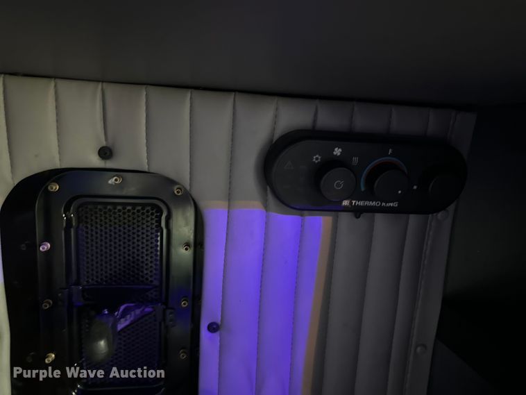 image for item FK1718 2017 Kenworth T8 Series semi truck