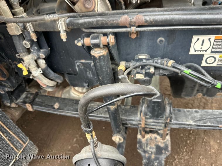 image for item FK1718 2017 Kenworth T8 Series semi truck