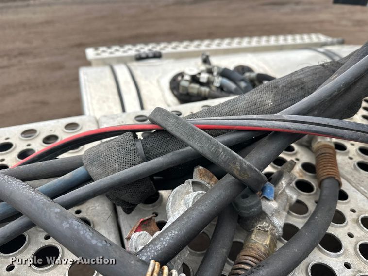 image for item FK1719 2017 Kenworth T800 semi truck