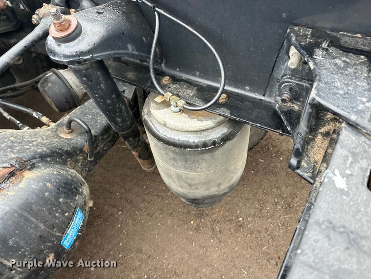 image for item FK1719 2017 Kenworth T800 semi truck