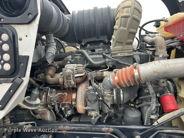 image for item FK1719 2017 Kenworth T800 semi truck